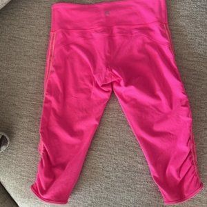 **RARE** Lululemon Hot Pink Leggings Size 8